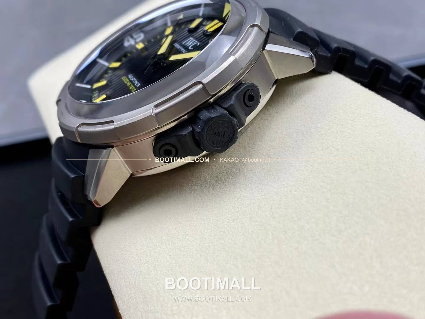 IWC 아쿠아타이머 딥 투 씨 티타늄 블랙다이얼 오토매틱 IWC Aquatimer Deep Two Titanium Black Dial Automatic 46mm 8