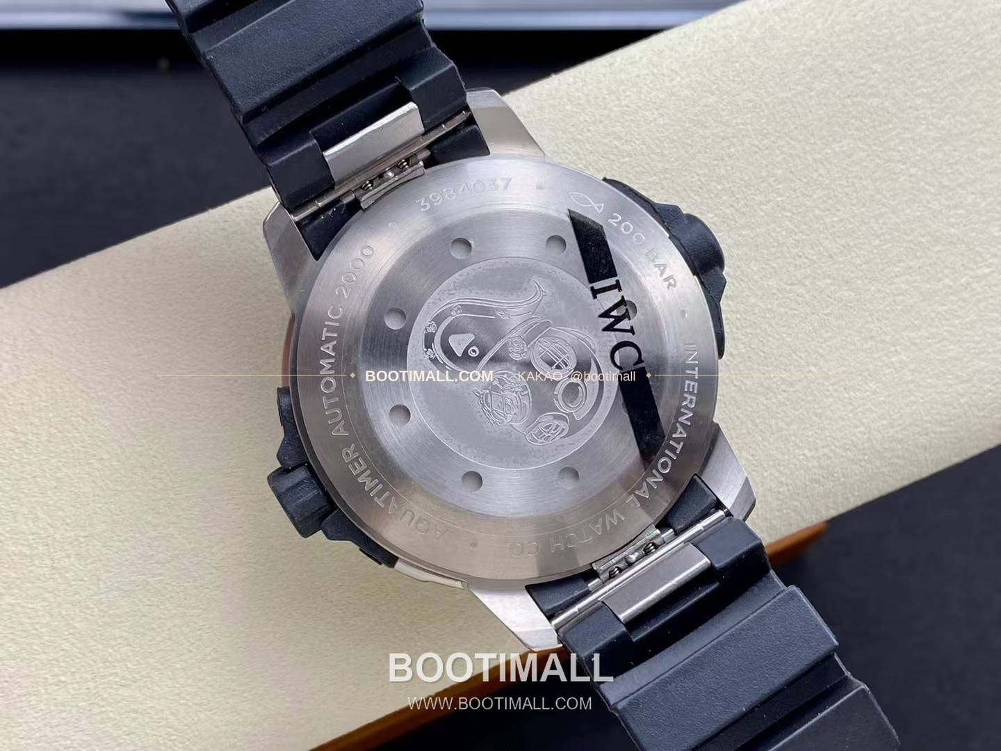 IWC 아쿠아타이머 딥 투 씨 티타늄 블랙다이얼 오토매틱 IWC Aquatimer Deep Two Titanium Black Dial Automatic 46mm 9