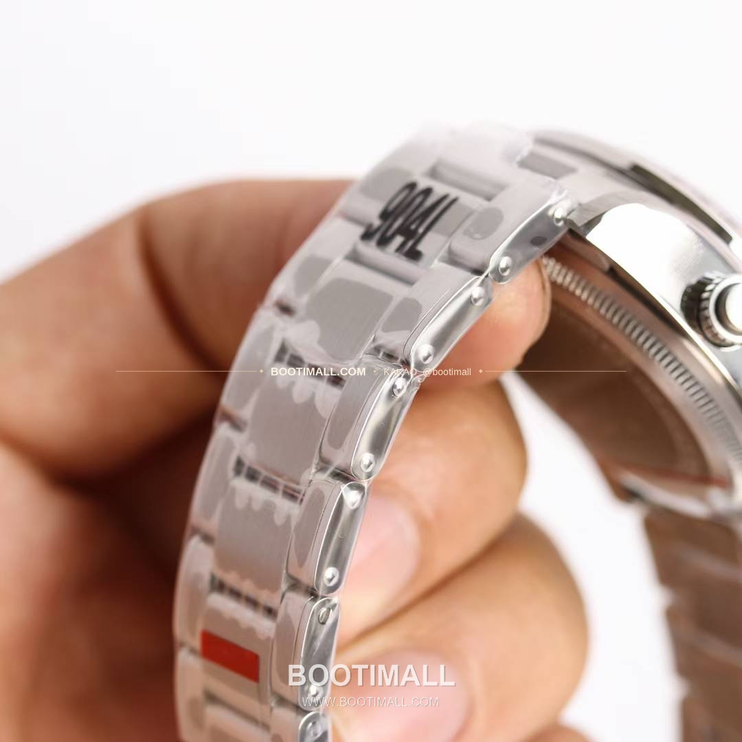 튜더 블랙베이 크로노 스틸 골드 블랙다이얼 크로노그래프 오토매틱 Tudor Black Bay Chrono Steel Gold Black Dial Chronograph Automatic M79363N 41mm 7