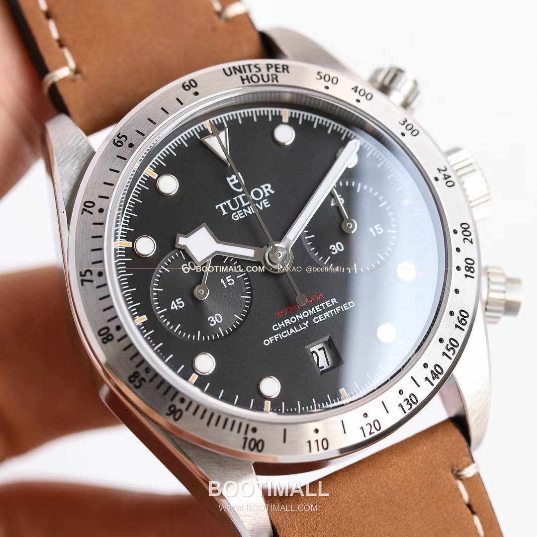 튜더 블랙베이 크로노 스틸 골드 블랙다이얼 크로노그래프 오토매틱 Tudor Black Bay Chrono Steel Gold Black Dial Chronograph Automatic M79363N 41mm 4