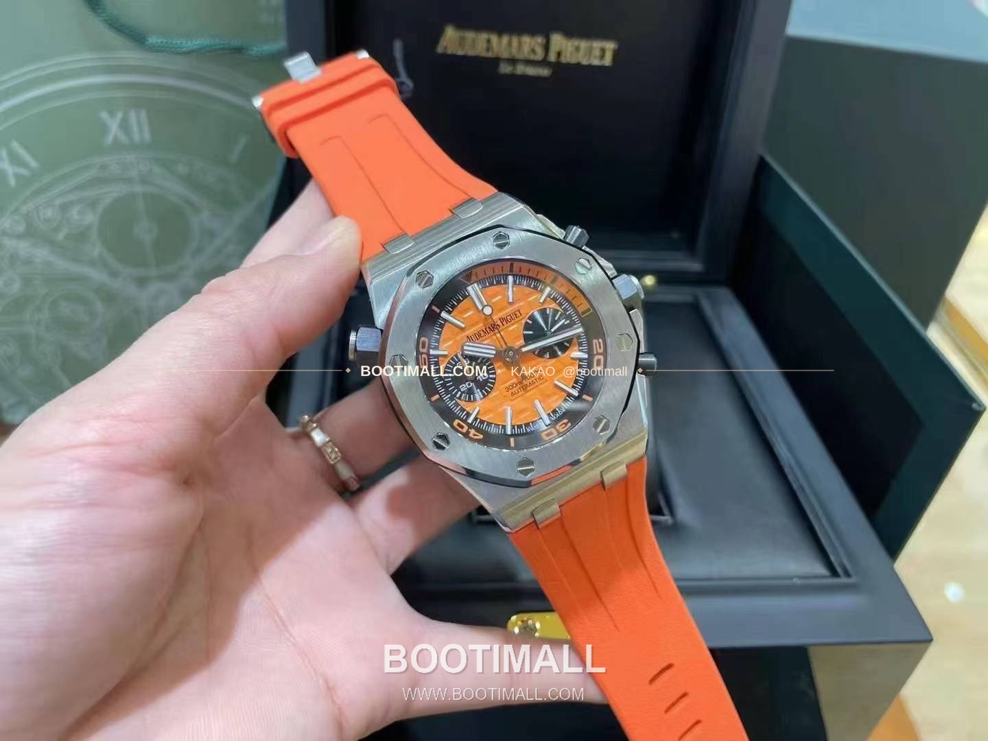 오데마피게 로열오크 오프쇼어 크로노그래프 스틸 블랙다이얼 오토매틱 Audemars Piguet Royal Oak Offshore Chronograph Steel Black Dial Automatic 26703 42mm 3