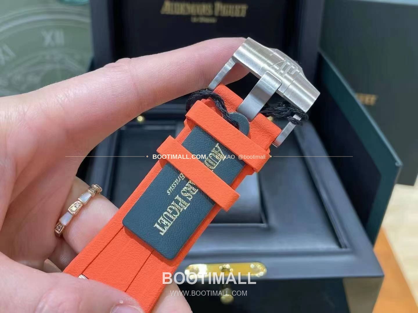 오데마피게 로열오크 오프쇼어 크로노그래프 스틸 블랙다이얼 오토매틱 Audemars Piguet Royal Oak Offshore Chronograph Steel Black Dial Automatic 26703 42mm 7