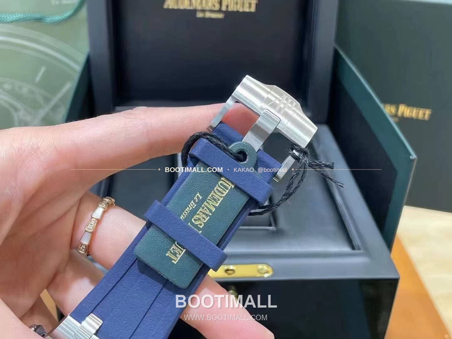 오데마피게 로열오크 오프쇼어 크로노그래프 스틸 블랙다이얼 오토매틱 Audemars Piguet Royal Oak Offshore Chronograph Steel Black Dial Automatic 26703 42mm 7