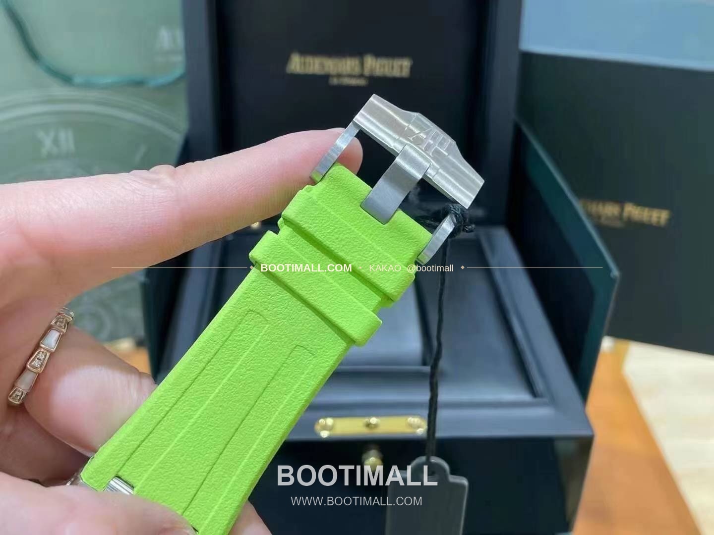 오데마피게 로열오크 오프쇼어 크로노그래프 스틸 블랙다이얼 오토매틱 Audemars Piguet Royal Oak Offshore Chronograph Steel Black Dial Automatic 26703 42mm 7