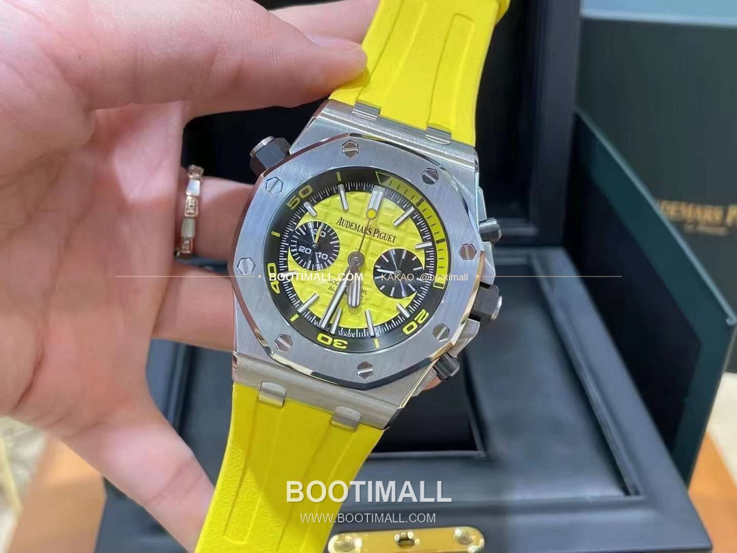 오데마피게 로열오크 오프쇼어 크로노그래프 스틸 블랙다이얼 오토매틱 Audemars Piguet Royal Oak Offshore Chronograph Steel Black Dial Automatic 26703 42mm 2