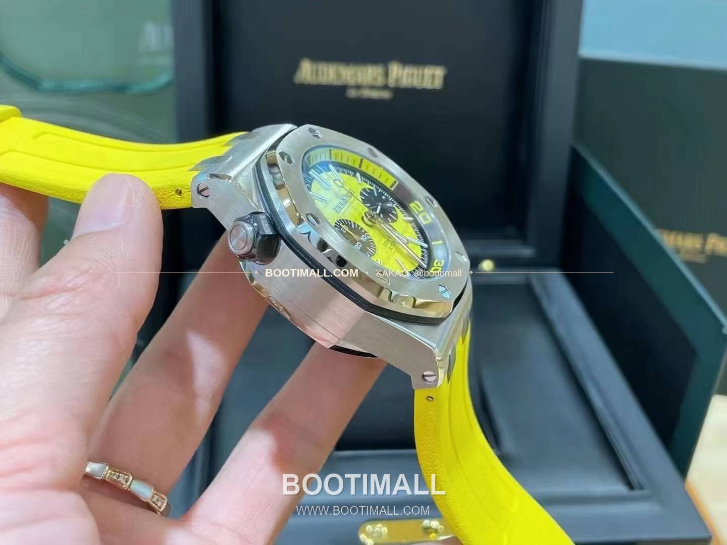 오데마피게 로열오크 오프쇼어 크로노그래프 스틸 블랙다이얼 오토매틱 Audemars Piguet Royal Oak Offshore Chronograph Steel Black Dial Automatic 26703 42mm 5
