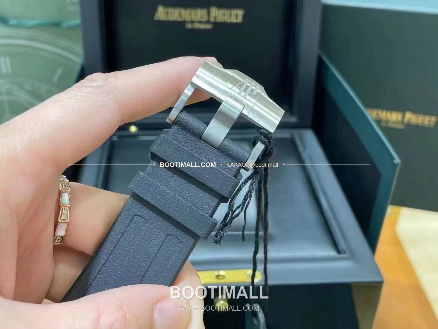 오데마피게 로열오크 오프쇼어 크로노그래프 스틸 블랙다이얼 오토매틱 Audemars Piguet Royal Oak Offshore Chronograph Steel Black Dial Automatic 26703 42mm 7