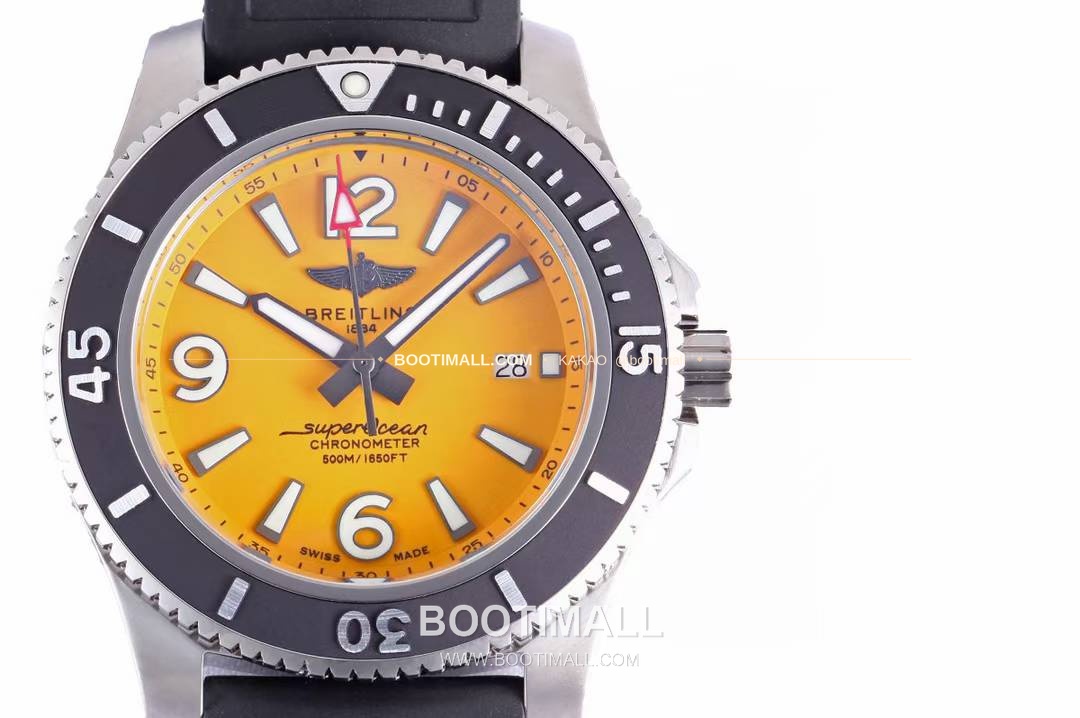 브라이틀링 슈퍼오션 스틸 블랙다이얼 다이버 오토매틱 Breitling Superocean Steel Black Dial Diver Automatic 42mm 4