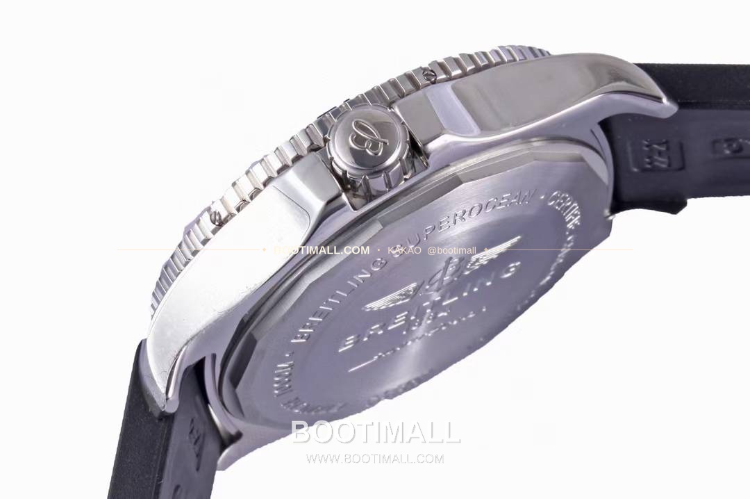 브라이틀링 슈퍼오션 스틸 블랙다이얼 다이버 오토매틱 Breitling Superocean Steel Black Dial Diver Automatic 42mm 7