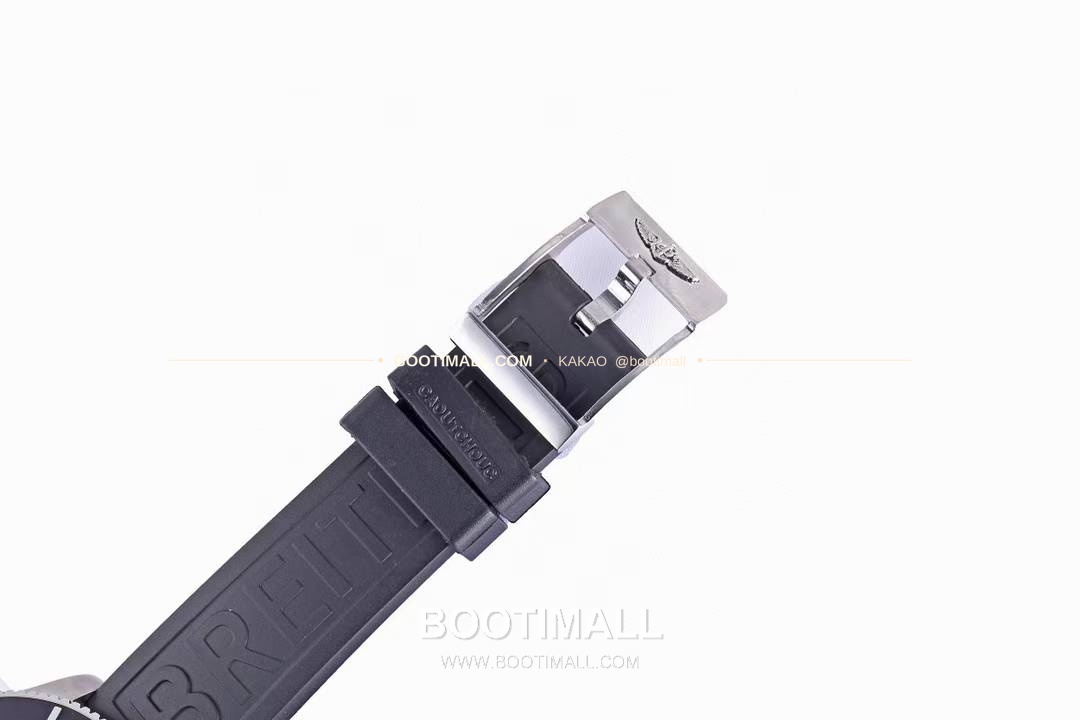 브라이틀링 슈퍼오션 스틸 블랙다이얼 다이버 오토매틱 Breitling Superocean Steel Black Dial Diver Automatic 42mm 9