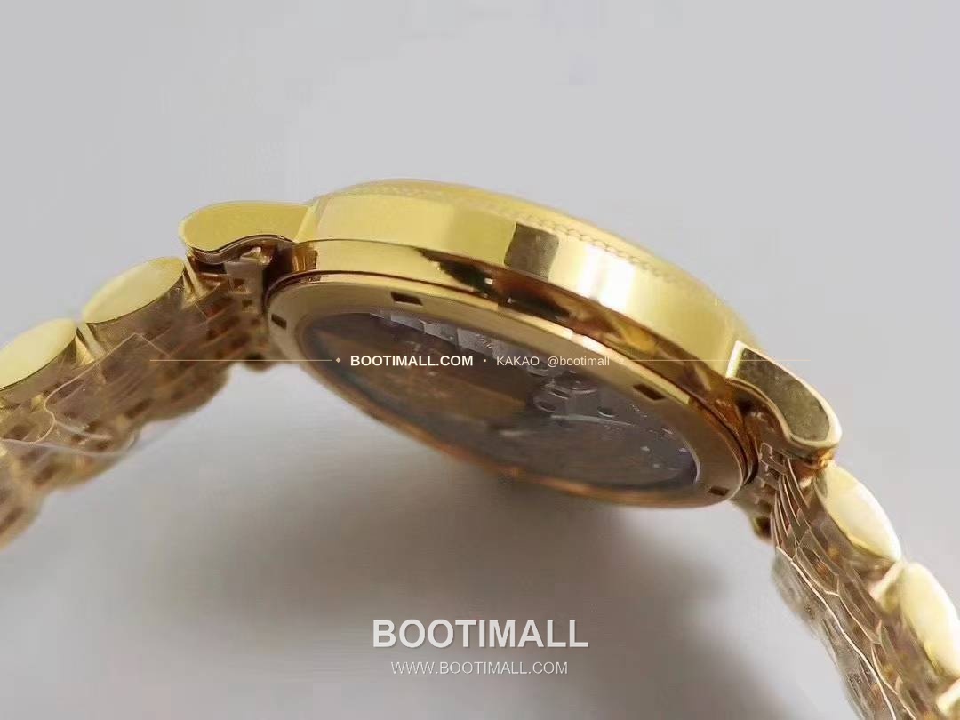 파텍필립 칼라트라바 화이트다이얼 로만인덱스 울트라씬 오토매틱 Patek Philippe Calatrava White Dial Roman Index Ultra Thin Automatic 5120G 38mm 6