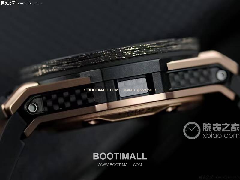 위블로 빅뱅 페라리 카본 티타늄 스켈레톤 크로노그래프 오토매틱 Hublot Big Bang Ferrari Carbon Titanium Skeleton Chronograph Automatic 401.OQ.0123.VR 45mm 7