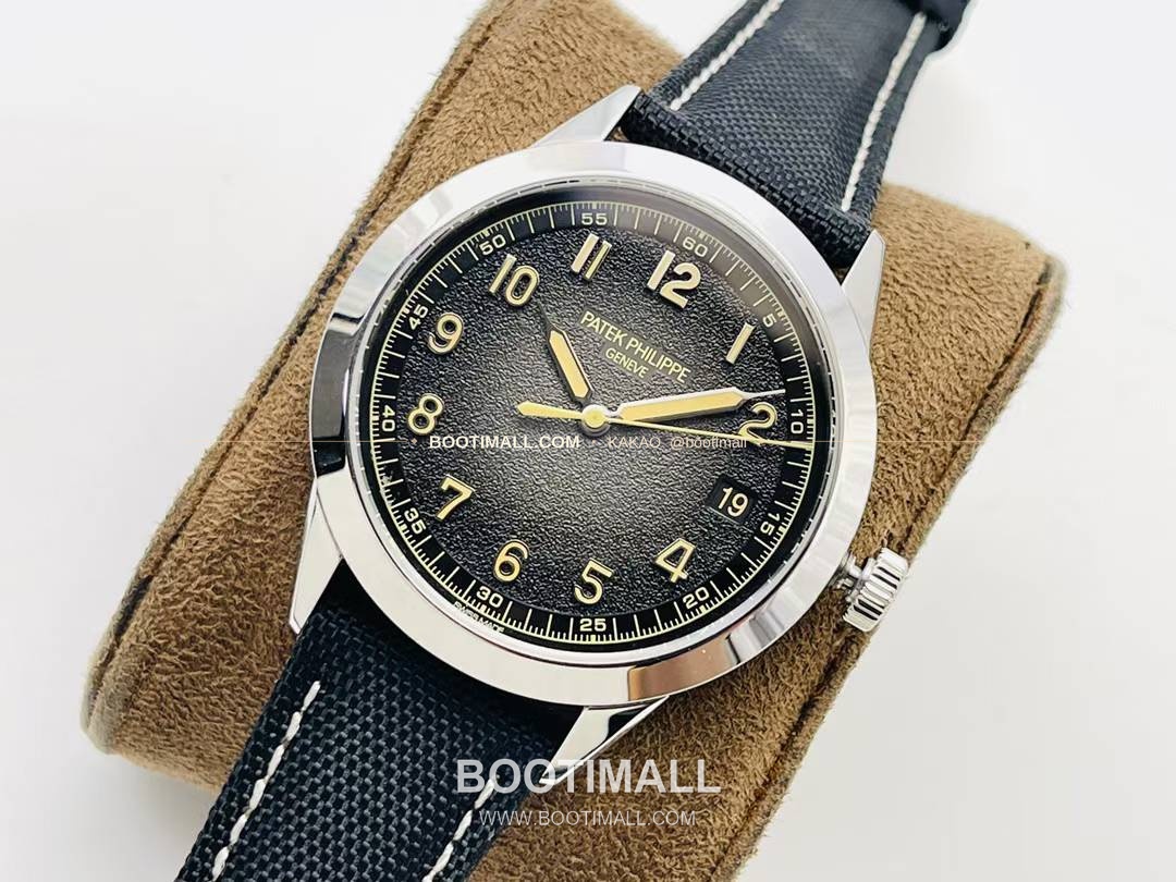 파텍필립 칼라트라바 클루 드 파리 카본그레이 다이얼 오토매틱 Patek Philippe Calatrava Clous de Paris Charcoal Grey Dial Automatic Ref.5226G-001 40mm 3