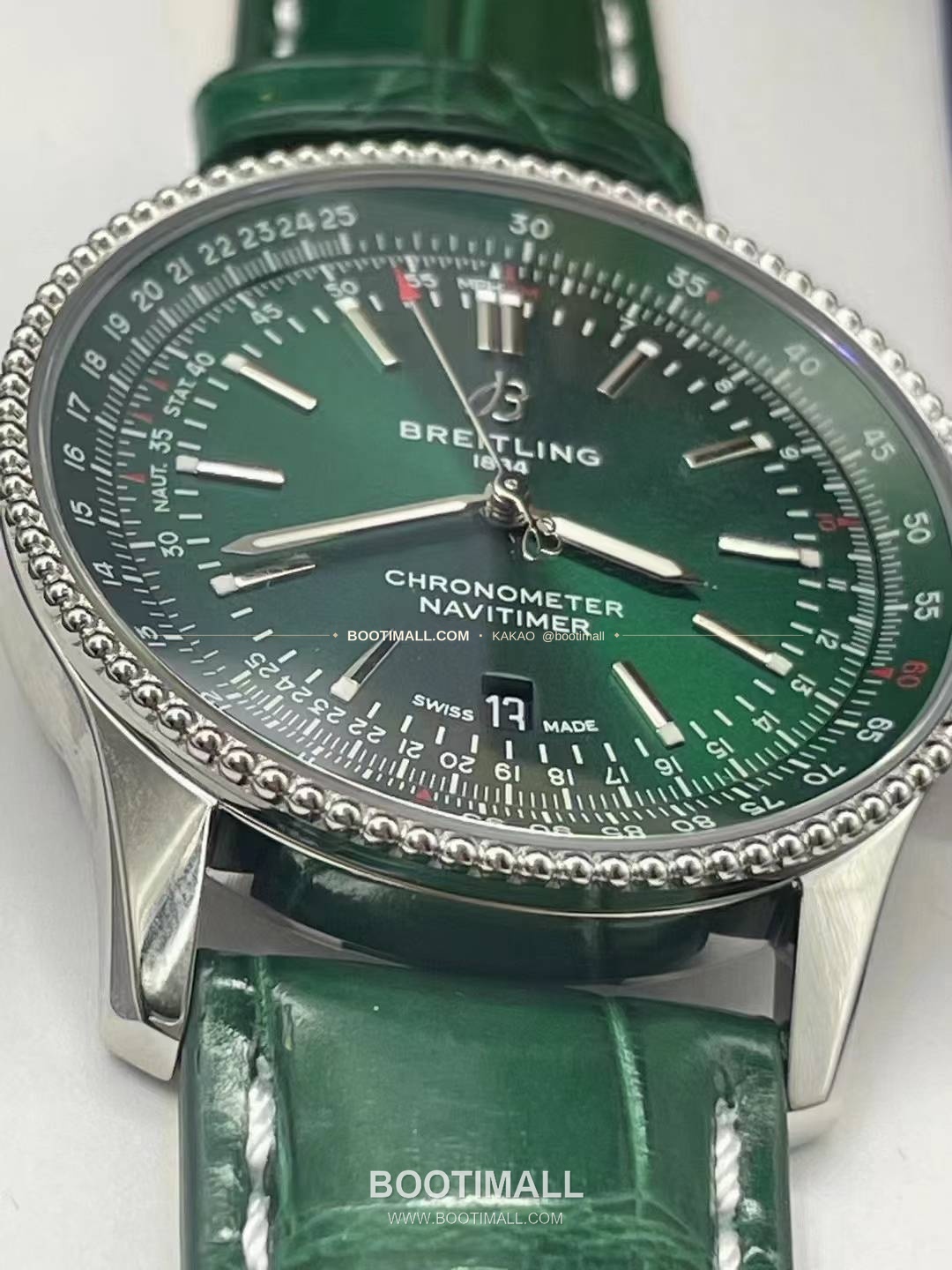 브라이틀링 내비타이머 41 그린다이얼 크로노그래프 오토매틱 Breitling Navitimer 41 Green Dial Chronograph Automatic 41mm 6