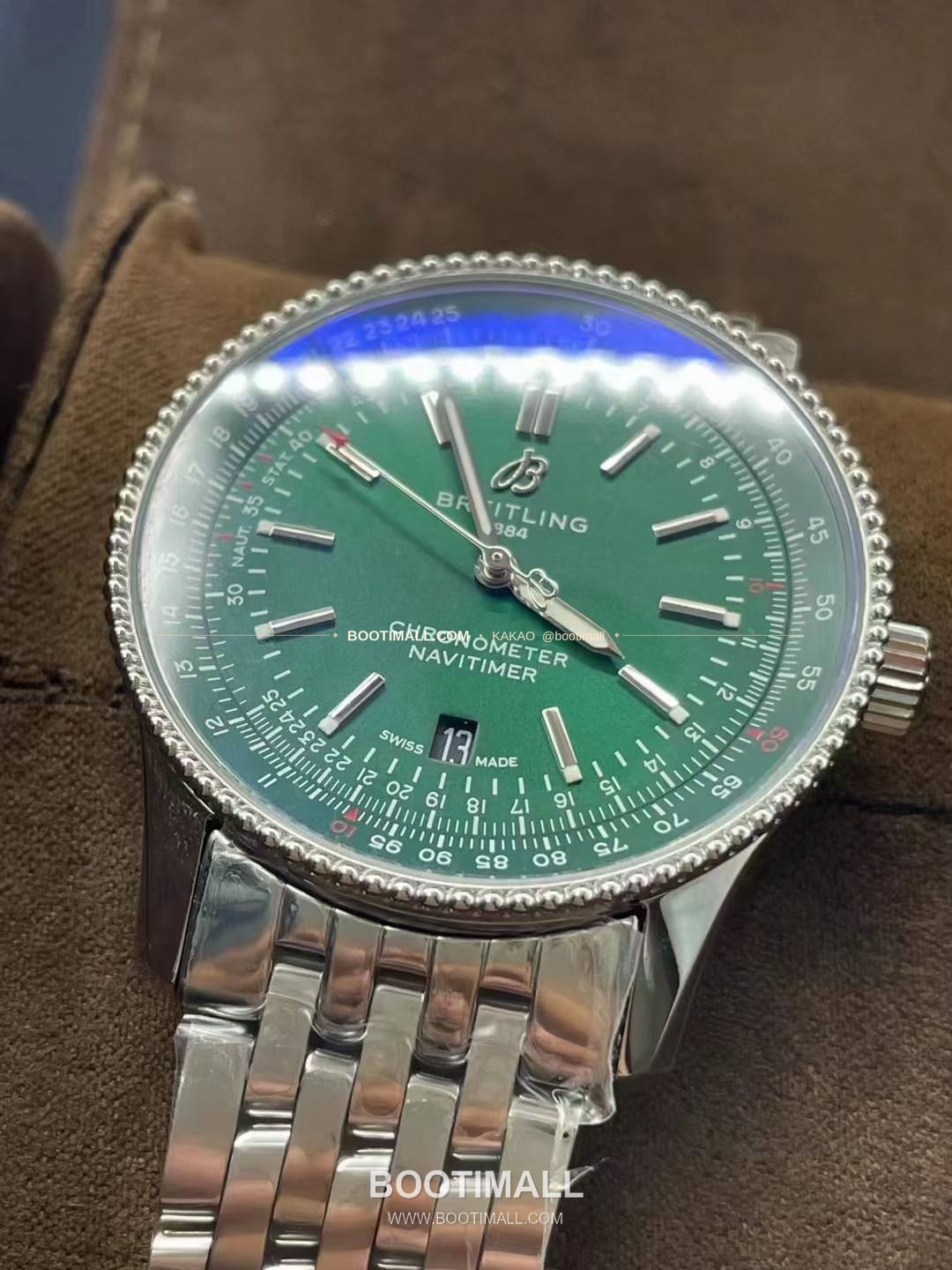 브라이틀링 내비타이머 41 그린다이얼 크로노그래프 오토매틱 Breitling Navitimer 41 Green Dial Chronograph Automatic 41mm 5