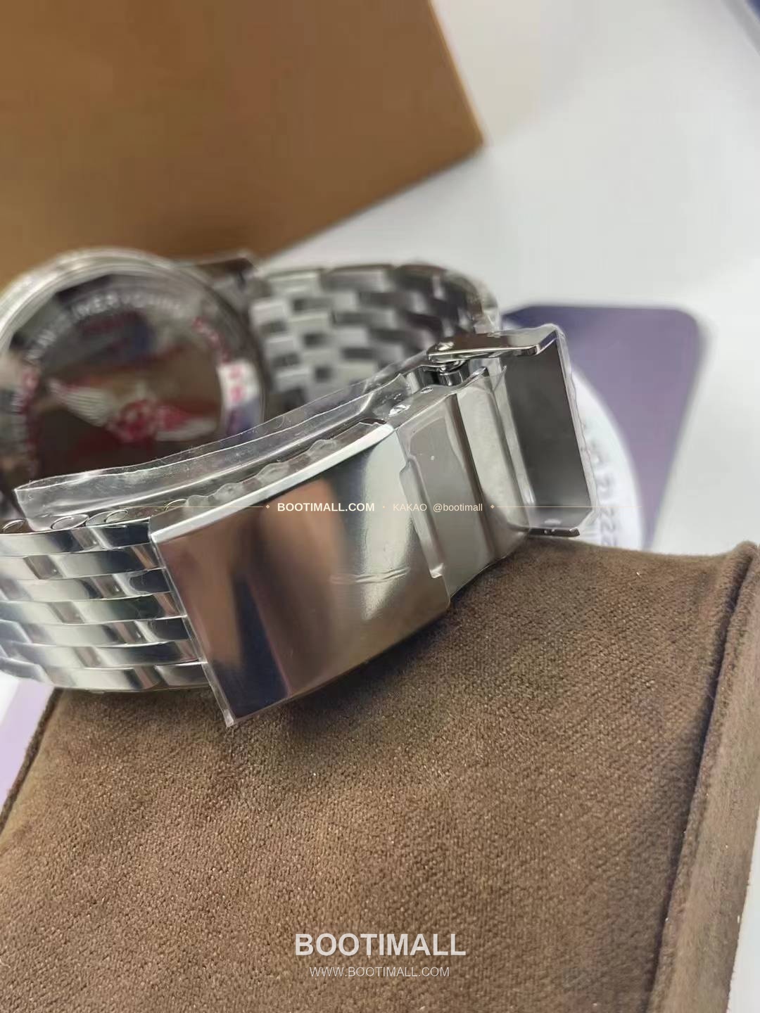 브라이틀링 내비타이머 41 그린다이얼 크로노그래프 오토매틱 Breitling Navitimer 41 Green Dial Chronograph Automatic 41mm 8