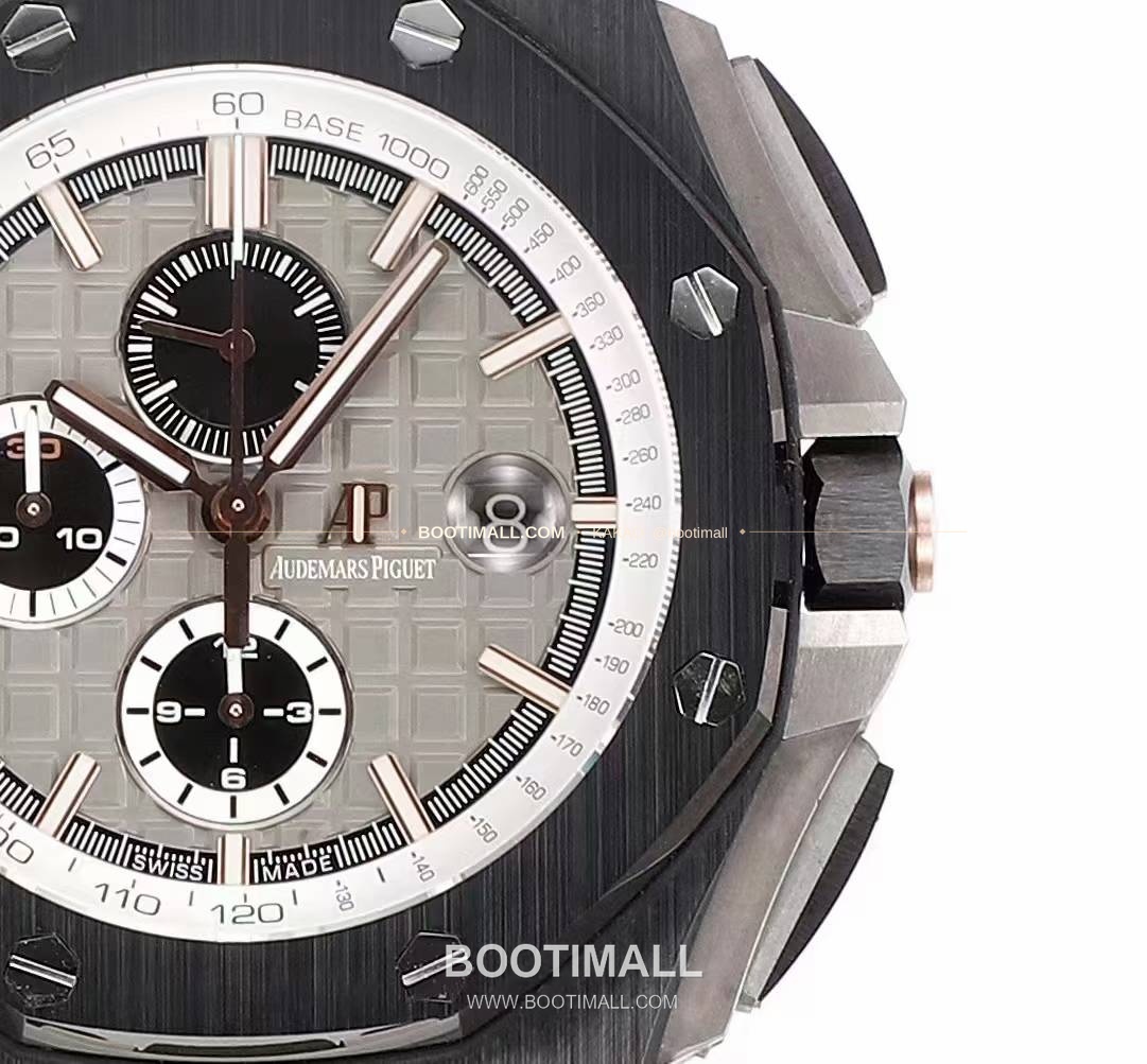오데마피게 로열오크 오프쇼어 크로노그래프 플래티넘 톤 세라믹 베젤 오토매틱 Audemars Piguet Royal Oak Offshore Chronograph Platinum Tone Ceramic Bezel Automatic 26400 44mm 4
