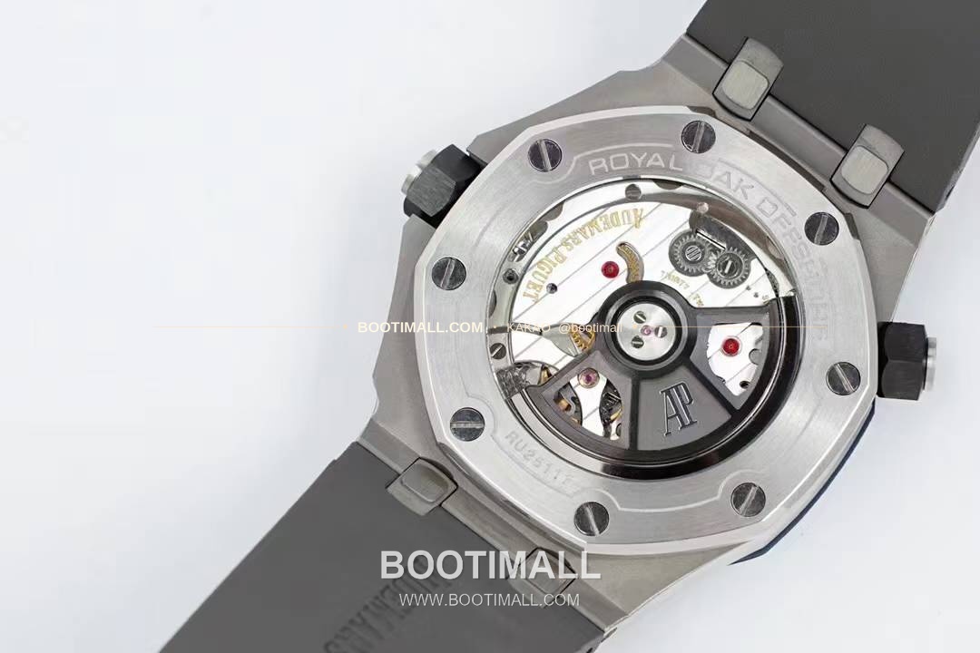 오데마피게 로열오크 오프쇼어 다이버 15720 스틸 블랙다이얼 오토매틱 Audemars Piguet Royal Oak Offshore Diver 15720 Steel Black Dial Automatic 42mm 8