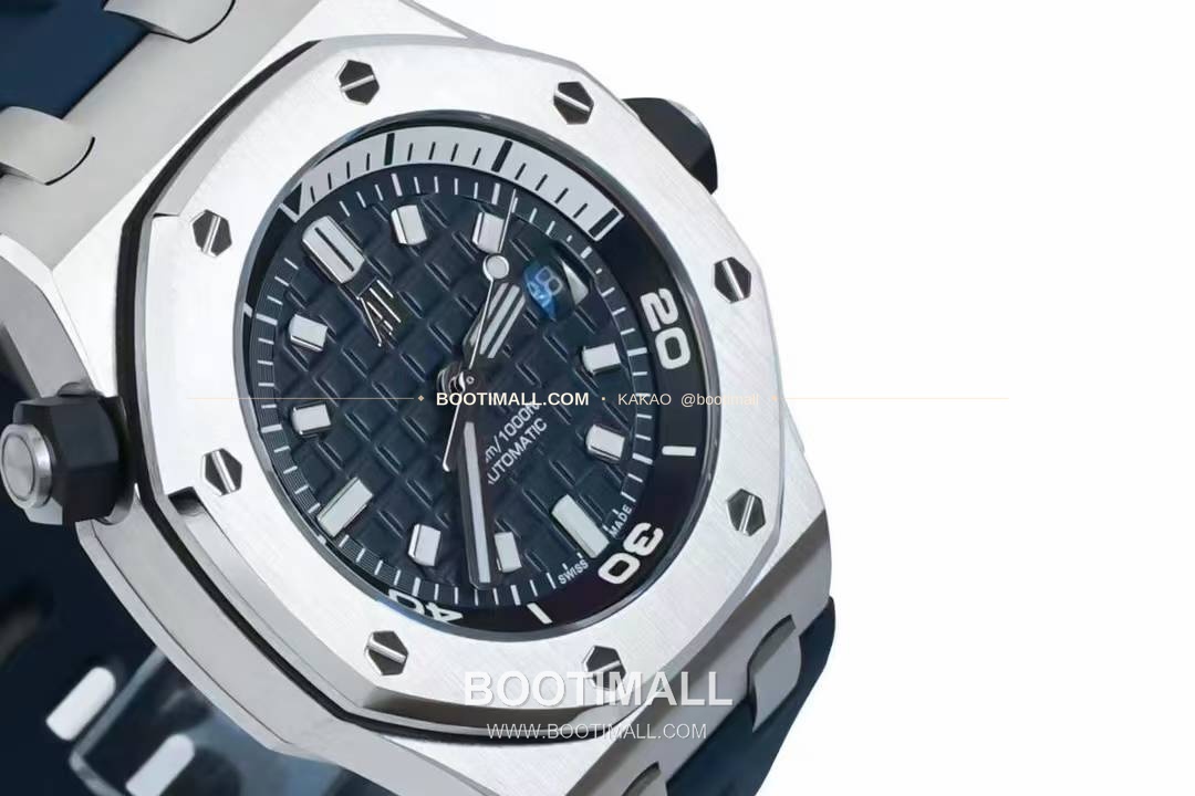 오데마피게 로열오크 오프쇼어 다이버 15720 스틸 블랙다이얼 오토매틱 Audemars Piguet Royal Oak Offshore Diver 15720 Steel Black Dial Automatic 42mm 4
