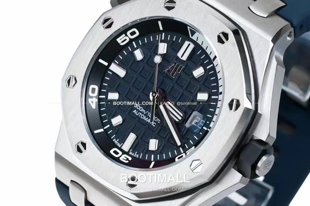 오데마피게 로열오크 오프쇼어 다이버 15720 스틸 블랙다이얼 오토매틱 Audemars Piguet Royal Oak Offshore Diver 15720 Steel Black Dial Automatic 42mm 5