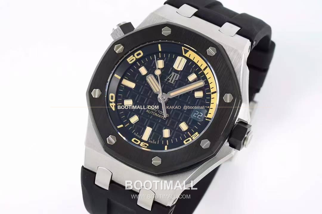 오데마피게 로열오크 오프쇼어 다이버 15720 스틸 블랙다이얼 오토매틱 Audemars Piguet Royal Oak Offshore Diver 15720 Steel Black Dial Automatic 42mm 2