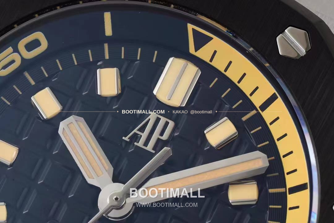 오데마피게 로열오크 오프쇼어 다이버 15720 스틸 블랙다이얼 오토매틱 Audemars Piguet Royal Oak Offshore Diver 15720 Steel Black Dial Automatic 42mm 4