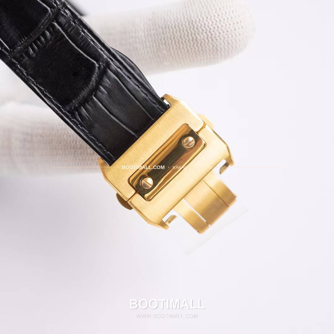 까르띠에 산토스 드 까르띠에 크로노그래프 블랙다이얼 오토매틱 Cartier Santos de Cartier Chronograph Black Dial Automatic WSSA0017 43x51mm 9