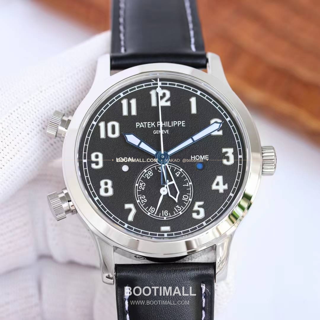 파텍필립 칼라트라바 파일럿 트래블타임 듀얼타임 블루다이얼 오토매틱 Patek Philippe Calatrava Pilot Travel Time Dual Time Blue Dial Automatic Ref.5524 42mm 1