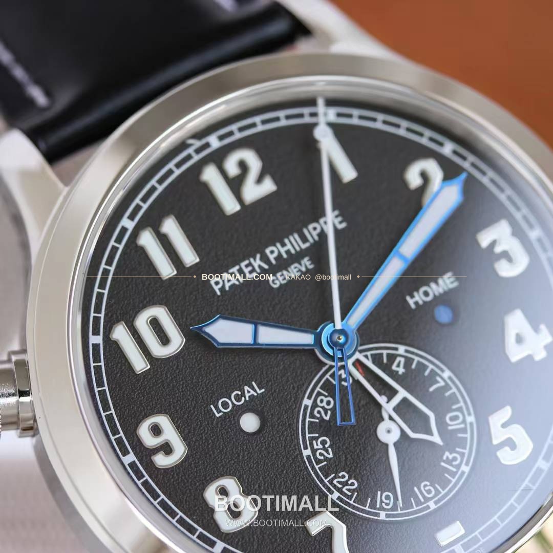 파텍필립 칼라트라바 파일럿 트래블타임 듀얼타임 블루다이얼 오토매틱 Patek Philippe Calatrava Pilot Travel Time Dual Time Blue Dial Automatic Ref.5524 42mm 5