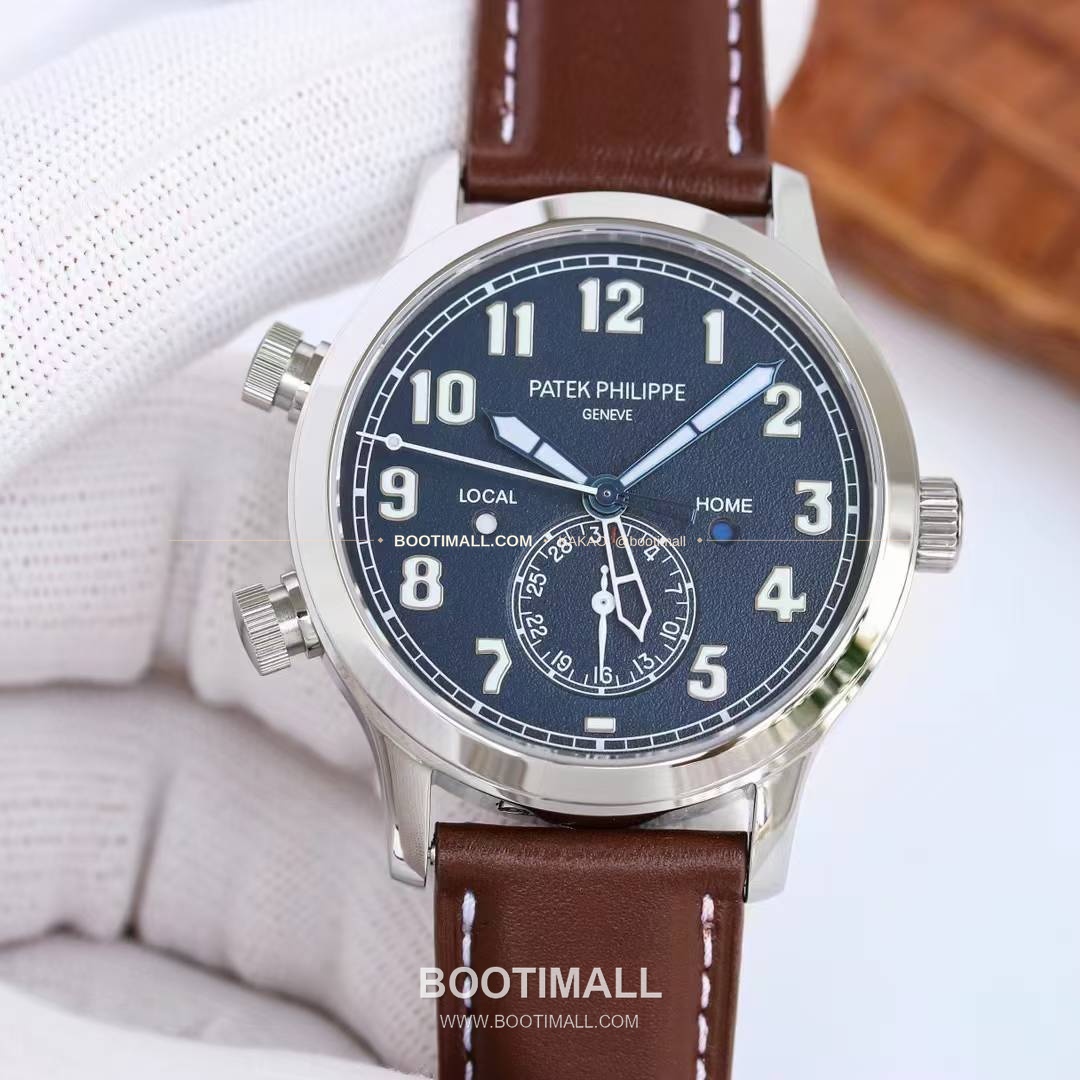 파텍필립 칼라트라바 파일럿 트래블타임 듀얼타임 블루다이얼 오토매틱 Patek Philippe Calatrava Pilot Travel Time Dual Time Blue Dial Automatic Ref.5524 42mm 1