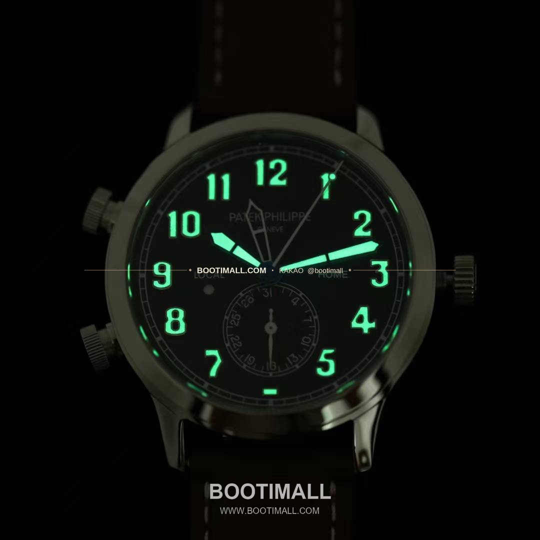 파텍필립 칼라트라바 파일럿 트래블타임 듀얼타임 블루다이얼 오토매틱 Patek Philippe Calatrava Pilot Travel Time Dual Time Blue Dial Automatic Ref.5524 42mm 4