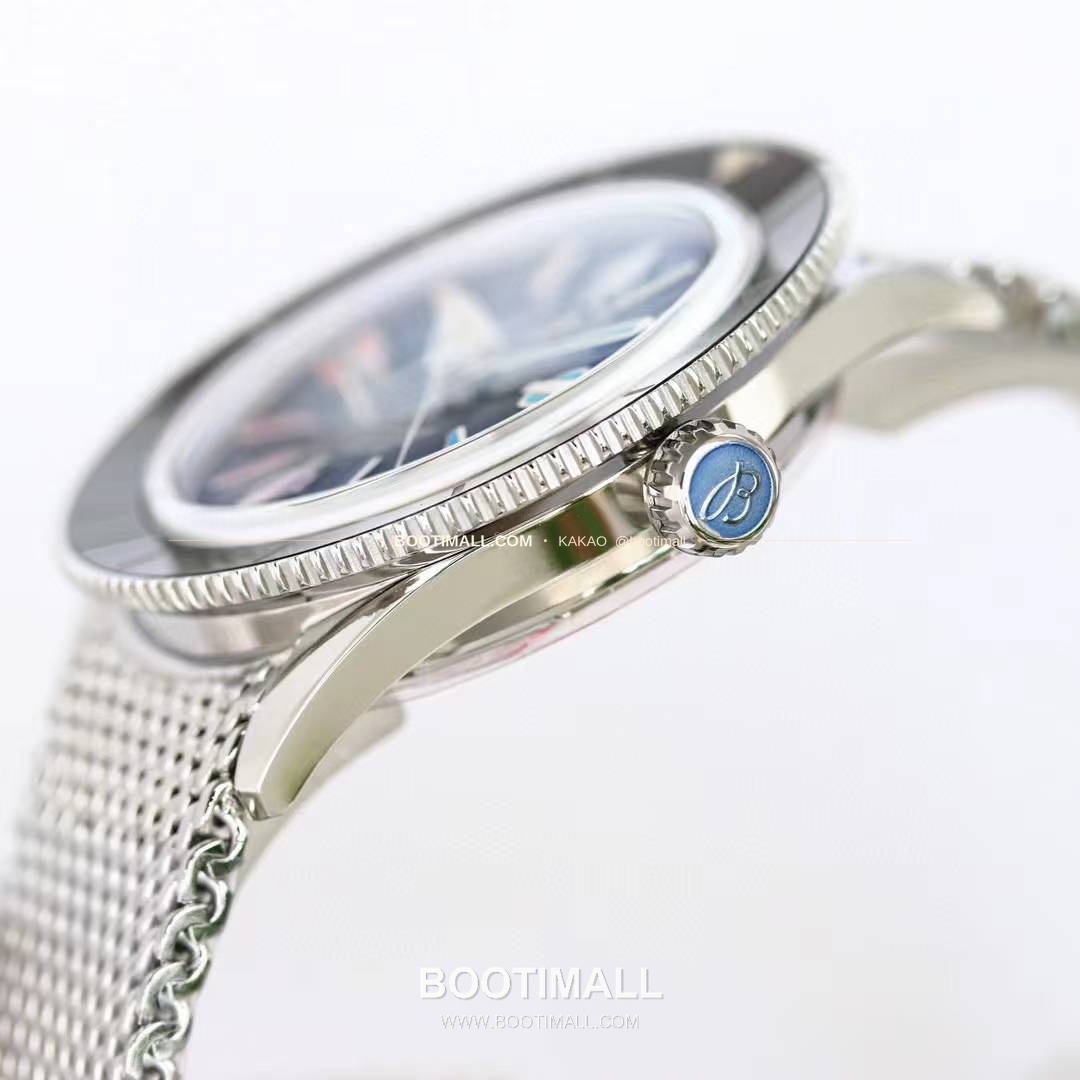 브라이틀링 슈퍼오션 헤리티지 57 빈티지 다이버 블랙다이얼 오토매틱 Breitling Superocean Heritage ’57 Vintage Diver Black Dial Automatic 42mm 6