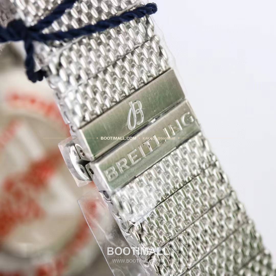 브라이틀링 슈퍼오션 헤리티지 57 빈티지 다이버 블랙다이얼 오토매틱 Breitling Superocean Heritage ’57 Vintage Diver Black Dial Automatic 42mm 9