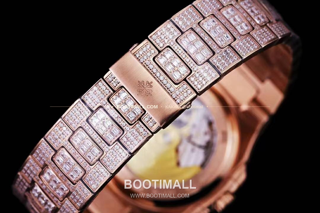 파텍필립 노틸러스 5711 풀다이아 파베 다이얼 오토매틱 Patek Philippe Nautilus 5711 Full Diamond Pave Dial Automatic 40mm 9