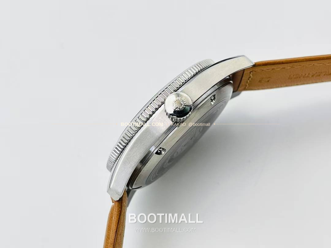 론진 스피릿 Zulu Time GMT 세라믹 베젤 블랙다이얼 오토매틱 Longines Spirit Zulu Time GMT Ceramic Bezel Black Dial Automatic 42mm 5