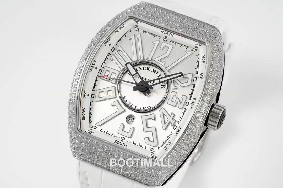 프랭크뮬러 뱅가드 요팅 V45 블루다이얼 오토매틱 Franck Muller Vanguard Yachting V45 Blue Dial Automatic 44x54mm 2