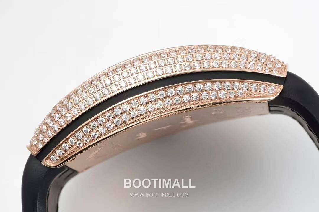 프랭크뮬러 뱅가드 요팅 V45 블루다이얼 오토매틱 Franck Muller Vanguard Yachting V45 Blue Dial Automatic 44x54mm 7