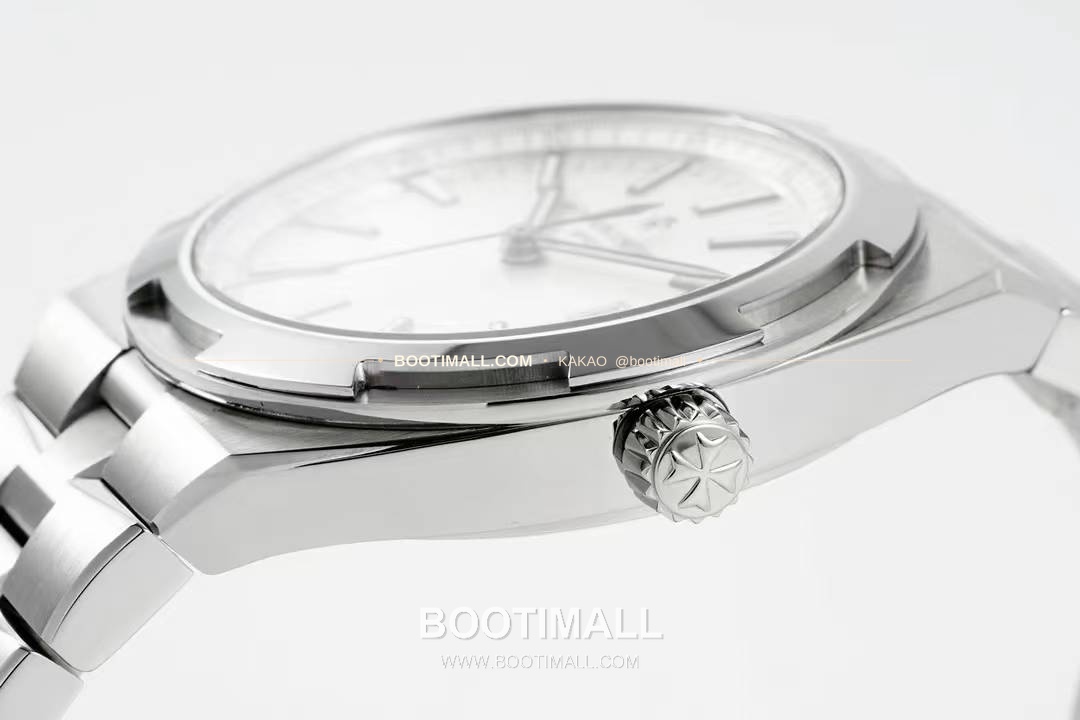 바쉐론 콘스탄틴 오버시즈 4500 블루 다이얼 오토매틱 Vacheron Constantin Overseas 4500 Blue Dial Automatic 41mm 5