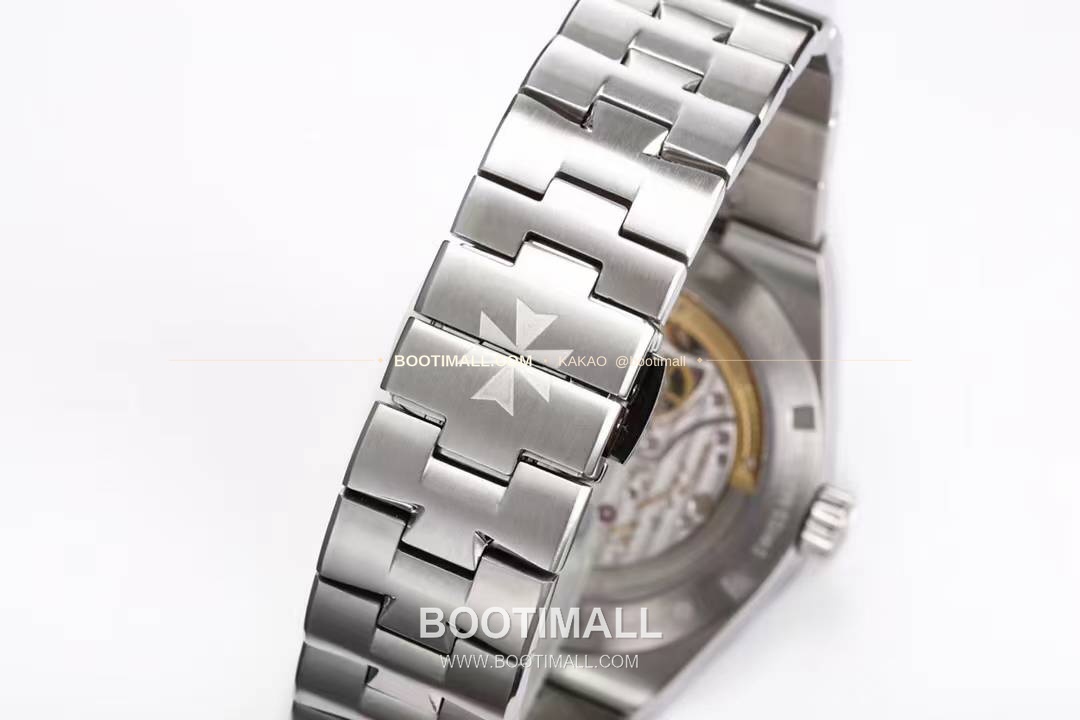 바쉐론 콘스탄틴 오버시즈 투르비용 블루 다이얼 오토매틱 Vacheron Constantin Overseas Tourbillon Blue Dial Automatic 42.5mm 8