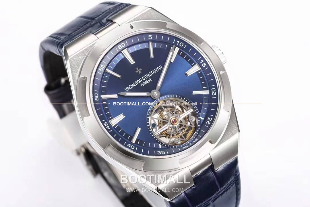 바쉐론 콘스탄틴 오버시즈 투르비용 블루 다이얼 오토매틱 Vacheron Constantin Overseas Tourbillon Blue Dial Automatic 42.5mm 2