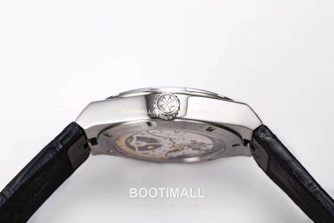 바쉐론 콘스탄틴 오버시즈 투르비용 블루 다이얼 오토매틱 Vacheron Constantin Overseas Tourbillon Blue Dial Automatic 42.5mm 6