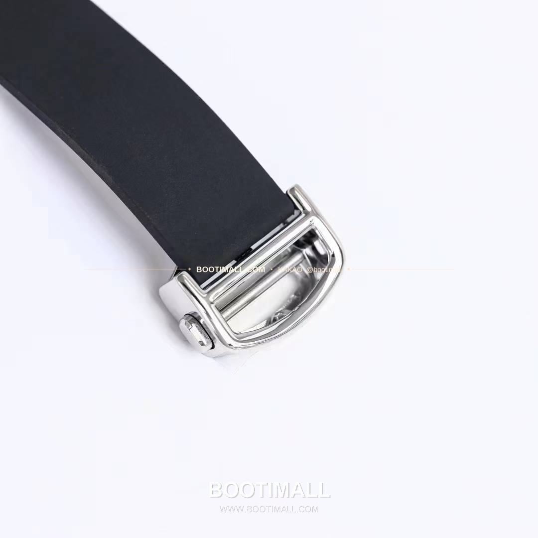 까르띠에 산토스 러버 스트랩 블랙다이얼 오토매틱 Cartier Santos Rubber Strap Black Dial Automatic 39.8mm 9