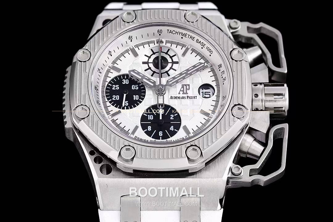 오데마피게 로열오크 오프쇼어 서바이버 크로노그래프 블랙 오토매틱 Audemars Piguet Royal Oak Offshore Survivor Chronograph Black Automatic 44mm 3