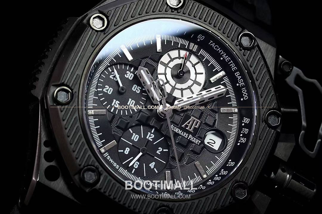 오데마피게 로열오크 오프쇼어 서바이버 크로노그래프 블랙 오토매틱 Audemars Piguet Royal Oak Offshore Survivor Chronograph Black Automatic 44mm 5