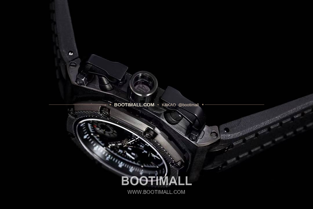 오데마피게 로열오크 오프쇼어 서바이버 크로노그래프 블랙 오토매틱 Audemars Piguet Royal Oak Offshore Survivor Chronograph Black Automatic 44mm 6