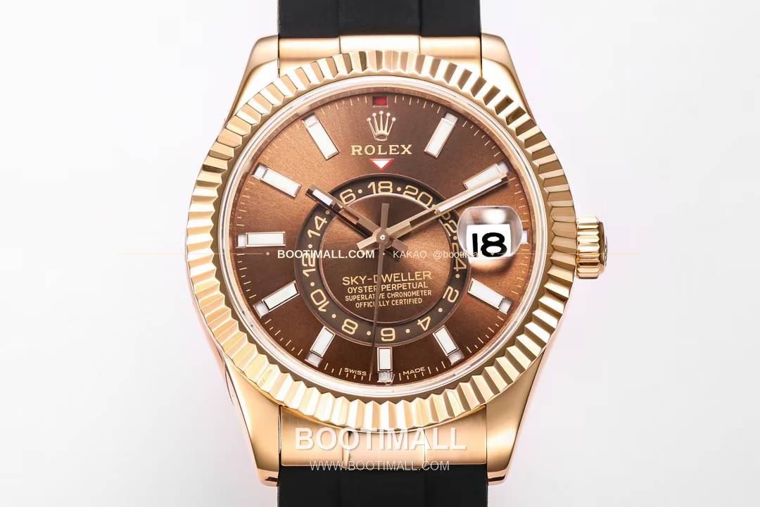 롤렉스 스카이드웰러 애뉴얼 캘린더 GMT 오토매틱 Rolex Sky-Dweller Annual Calendar GMT Automatic 42mm 2