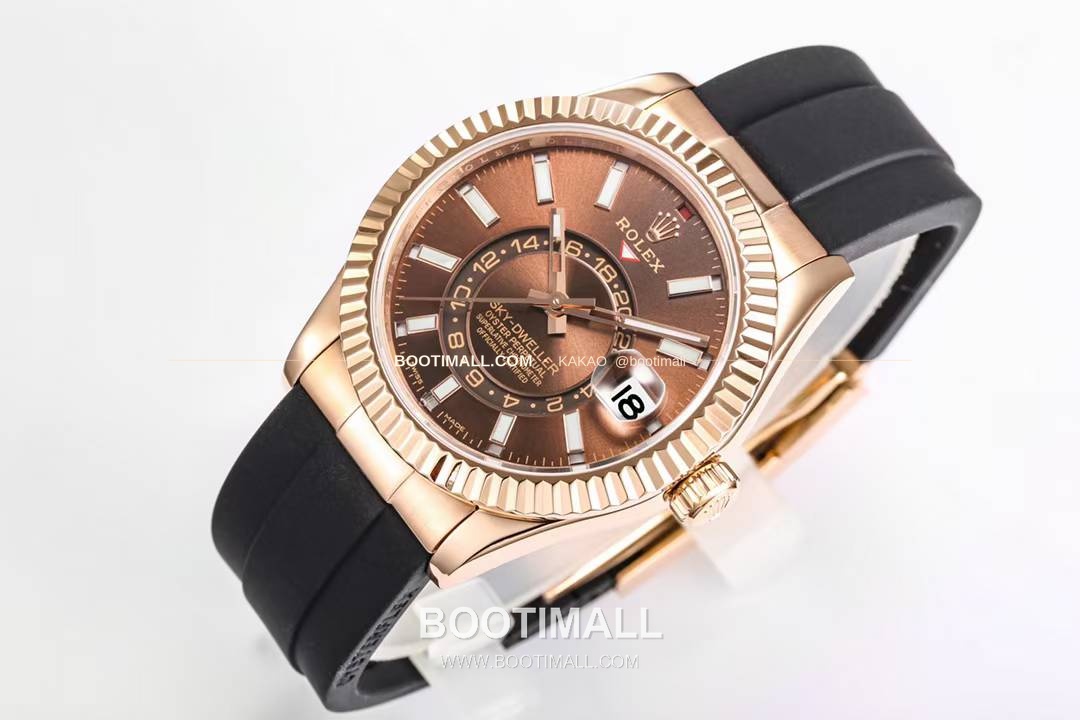 롤렉스 스카이드웰러 애뉴얼 캘린더 GMT 오토매틱 Rolex Sky-Dweller Annual Calendar GMT Automatic 42mm 3