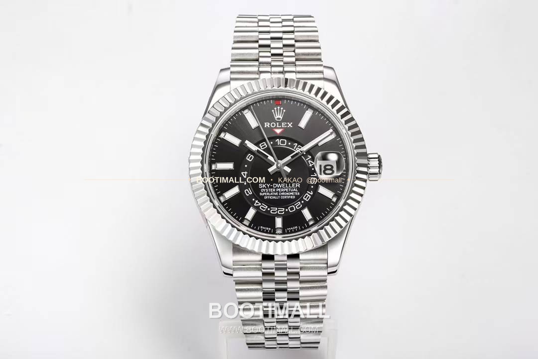 롤렉스 스카이드웰러 애뉴얼 캘린더 GMT 오토매틱 Rolex Sky-Dweller Annual Calendar GMT Automatic 42mm 1