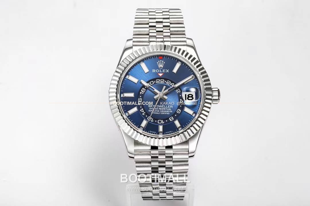 롤렉스 스카이드웰러 애뉴얼 캘린더 GMT 오토매틱 Rolex Sky-Dweller Annual Calendar GMT Automatic 42mm 1