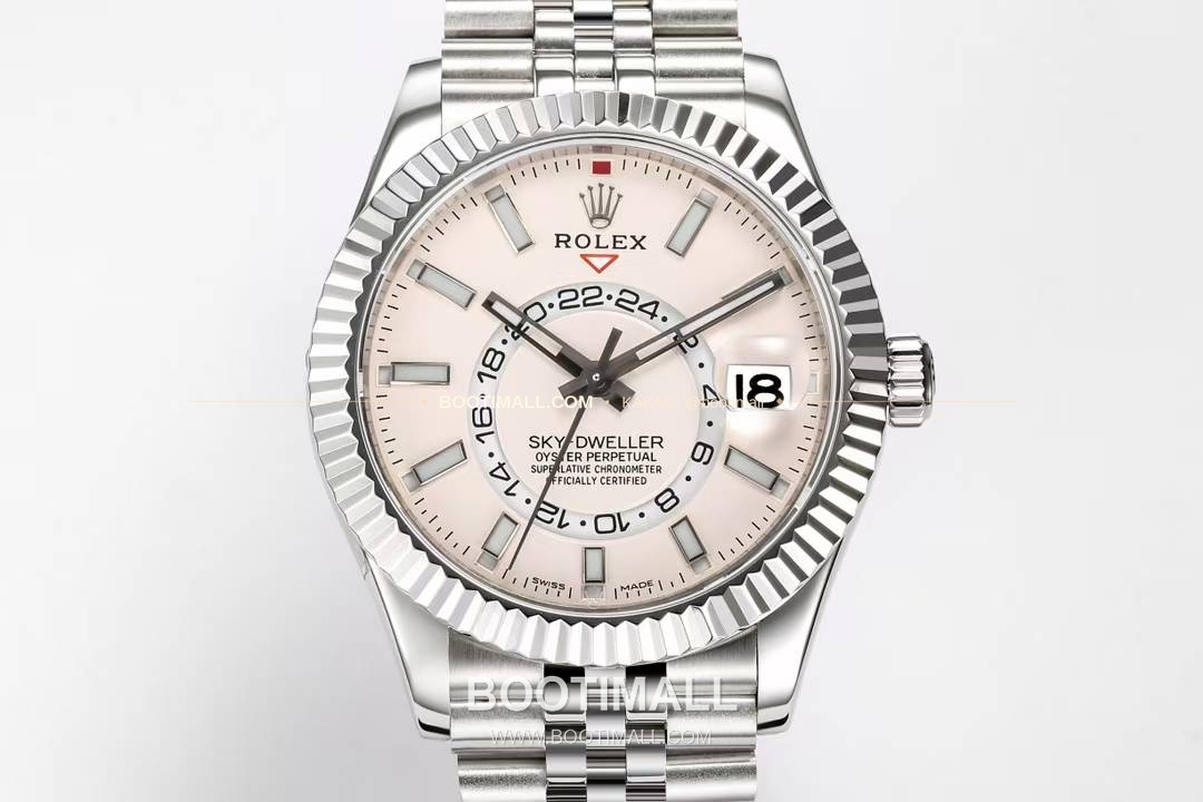 롤렉스 스카이드웰러 애뉴얼 캘린더 GMT 오토매틱 Rolex Sky-Dweller Annual Calendar GMT Automatic 42mm 2